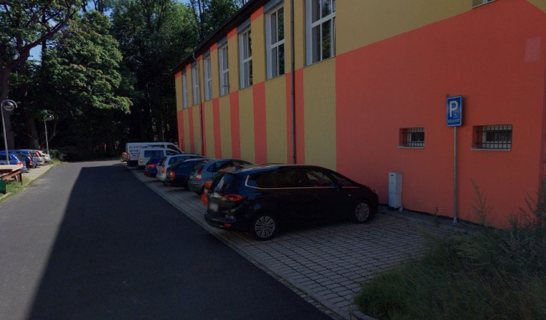 Parkoviště Sportovní hala, ul. Gustava Geipela,  Aš