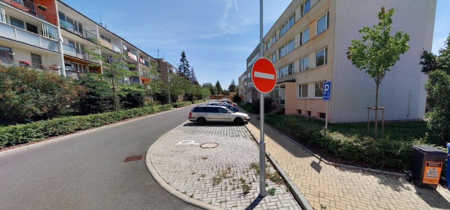 Parkoviště ul. Dukel. hrdinů, Rakovník