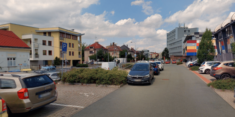 Parkoviště Veverkova ul., Hradec Králové