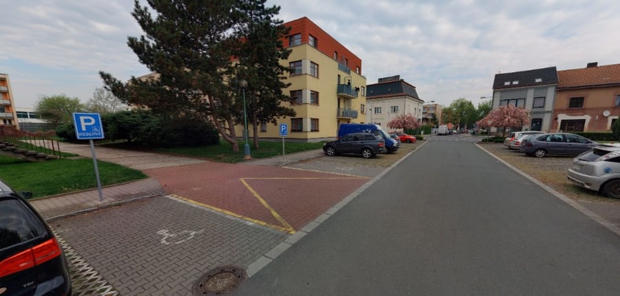 Parkoviště Komenského ul., Smiřice