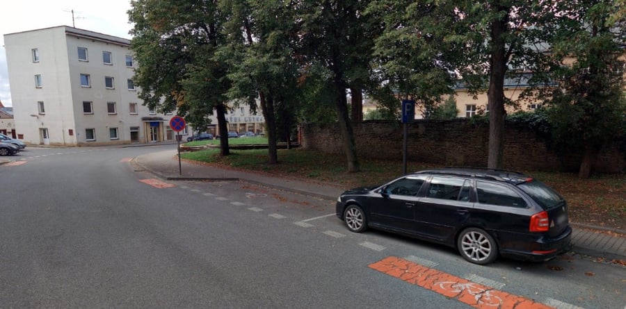 Parkoviště Klosova ul., Nové Město nad Metují