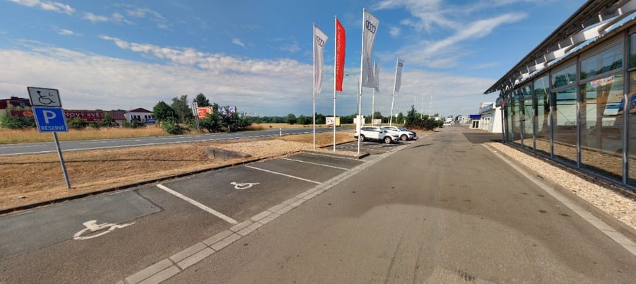 Parkoviště ul. Bratří Štefanů, Hradec Králové