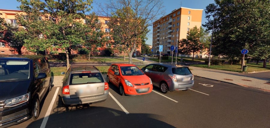 Parkoviště Policie ČR, Polní ul., Miřetice u Klášterce nad Ohří