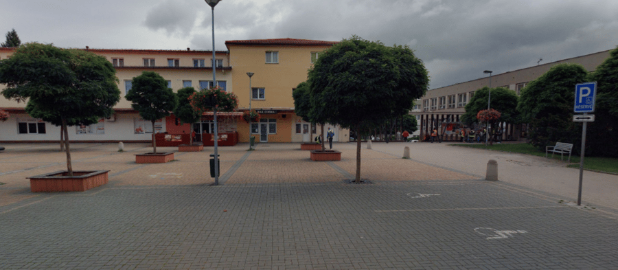 Parkoviště Budovatelská ul., Klášterec nad Ohří