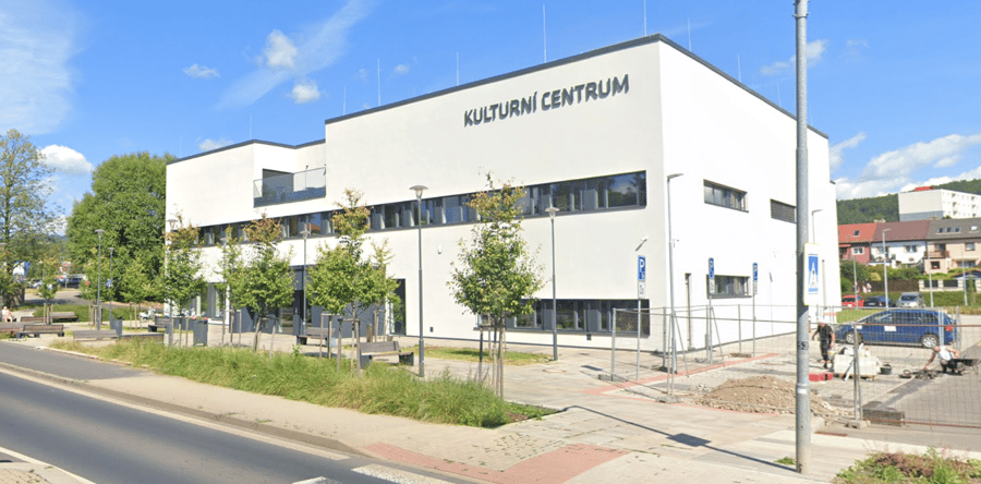 Parkoviště Kulturní centrum, Chomutovská ul., Klášterec nad Ohří