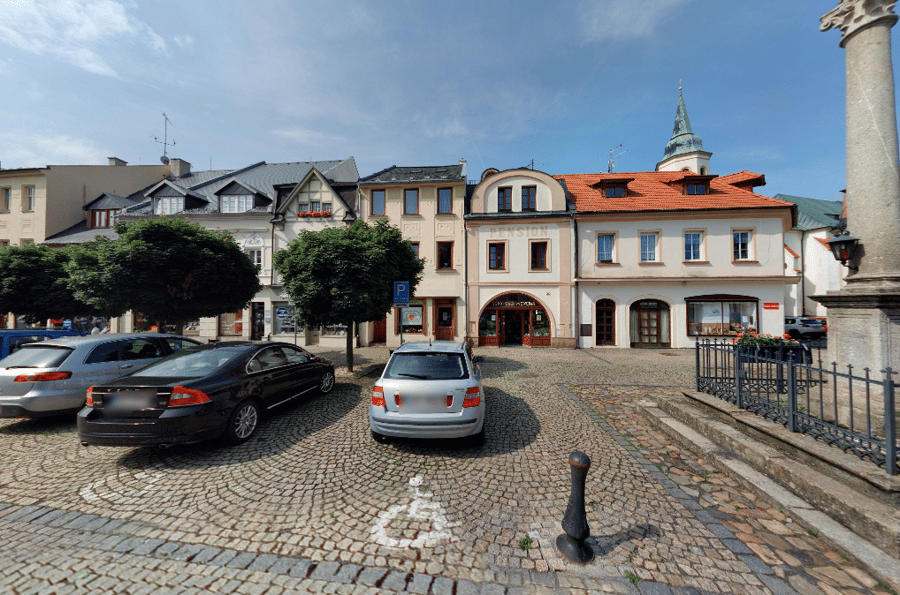 Parkoviště Staré nám., Ostrov 