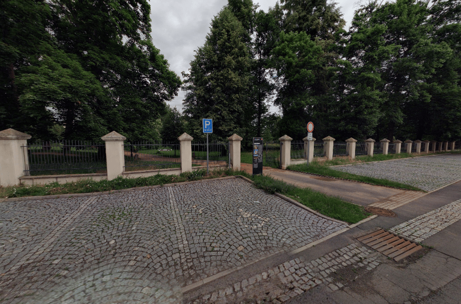 Parkoviště Staroměstská ul., Ostrov 