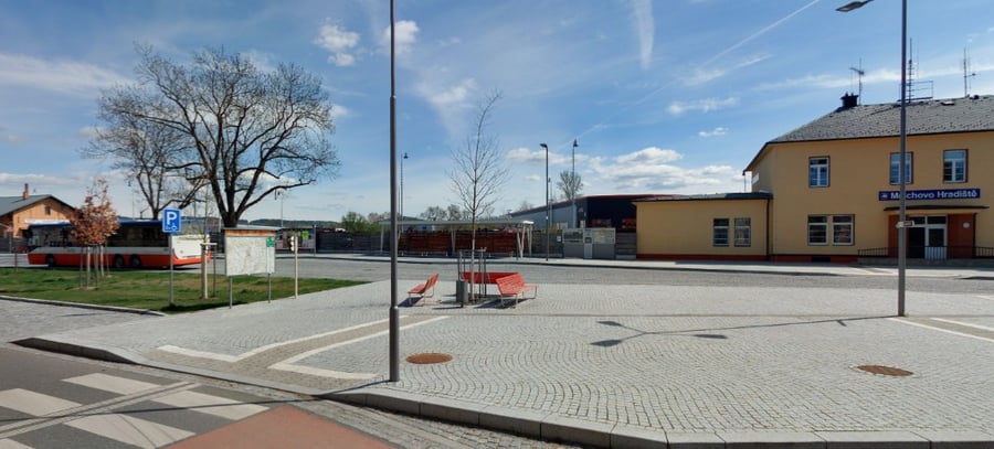 Parkoviště Nádraží, ul. Dvořákova, Mnichovo Hradiště