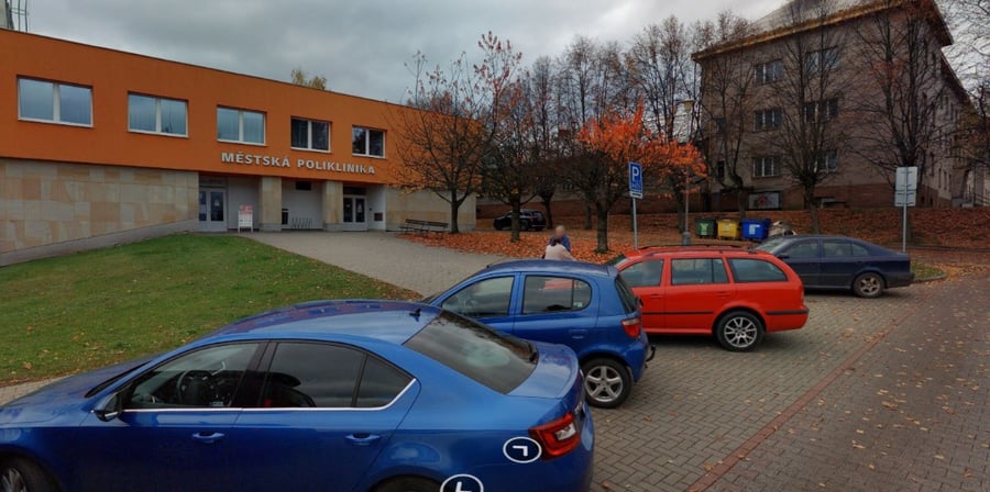 Parkoviště ul. Obránců mírů, Lomnice nad Popelkou