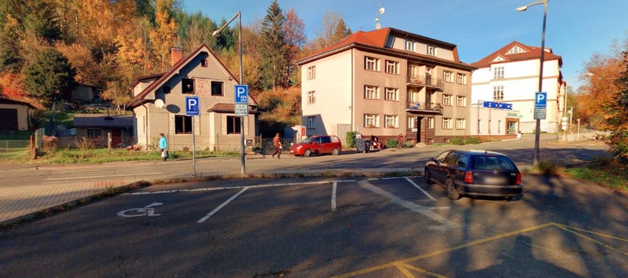Parkoviště nemocnice, ul. 3. května, Semily
