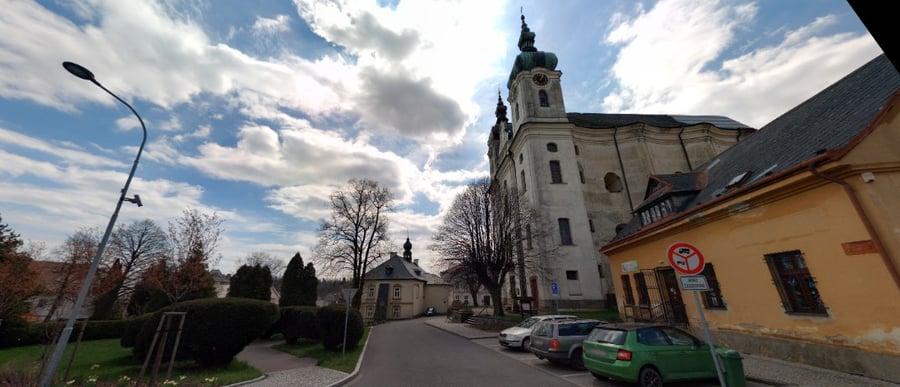 Parkoviště Halaškovo nám., Budišov nad Budišovkou