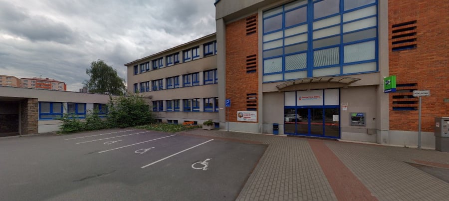 Parkoviště nemocnice, ul. U Nemocnice, Valašské Meziříčí