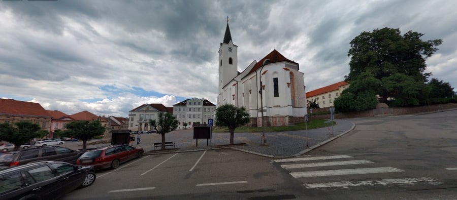 Parkoviště nám. Svobody, Pacov