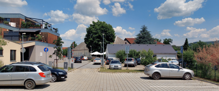 Parkoviště Panská Zahrada, ul. Anežky České, Dobřichovice