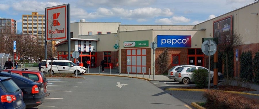 Parkoviště Kaufland, Italská ul., Kladno - Kročehlavy