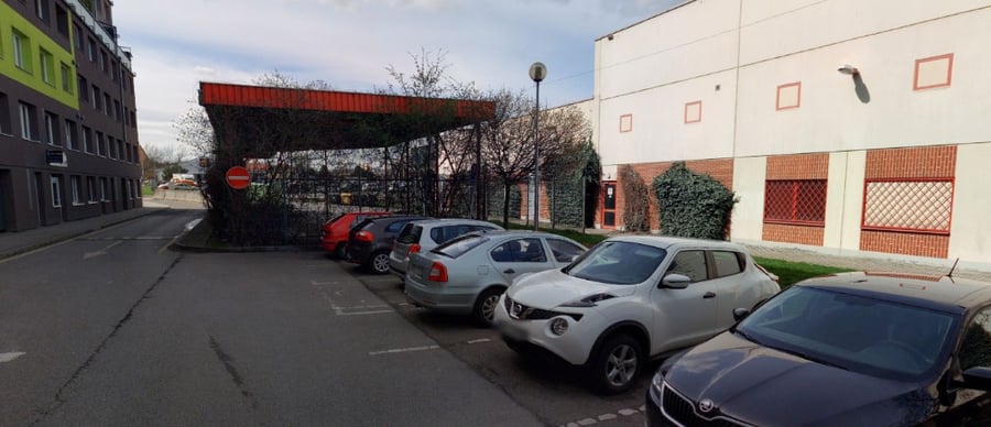 Parkoviště Švýcarská ul., Kladno - Kročehlavy
