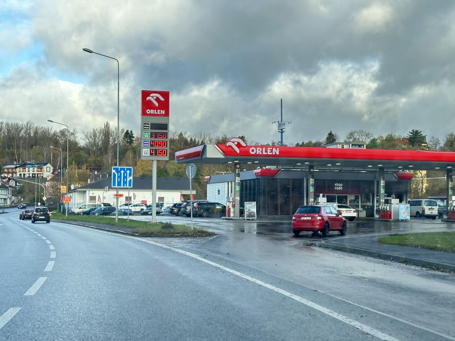 Orlen Ašská ul., Cheb 