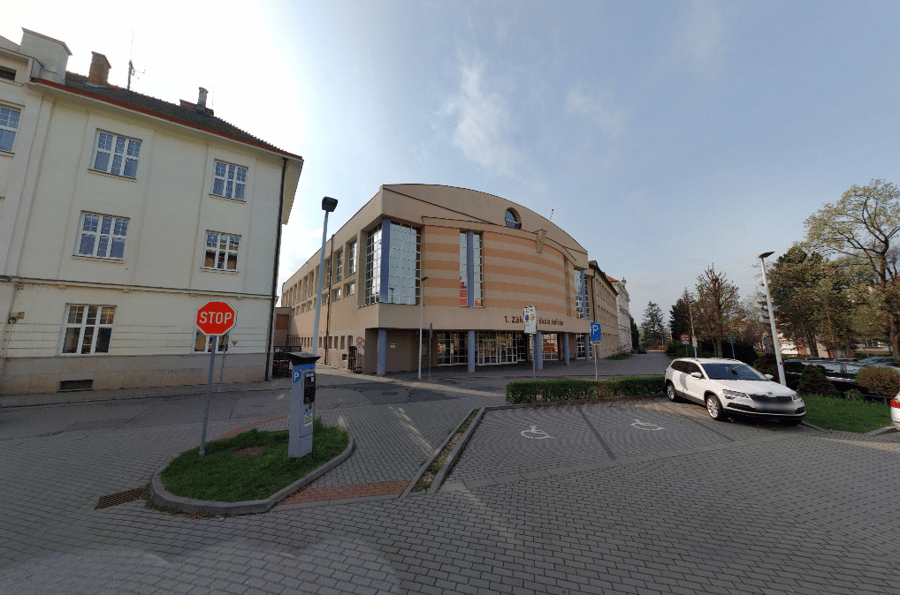 Parkoviště Smetanovy sady, Holešov 