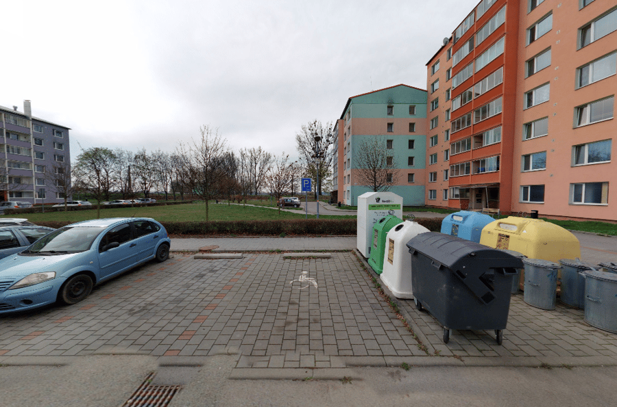 Parkoviště ul. Družba, Hulín 