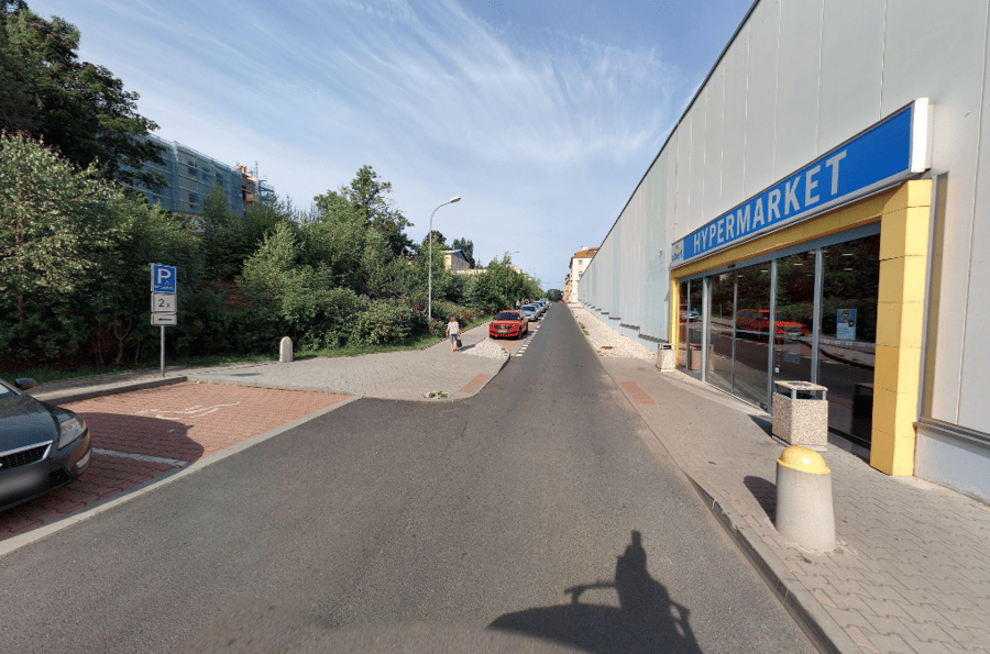 Parkoviště Dragounská ul., Cheb 