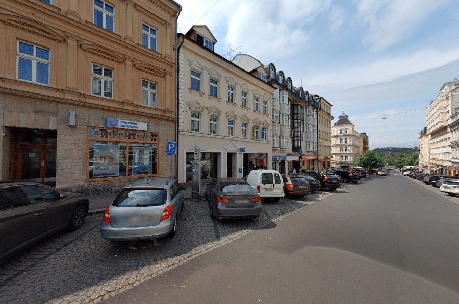 Parkoviště Dr. Davida Bechera, Karlovy Vary 