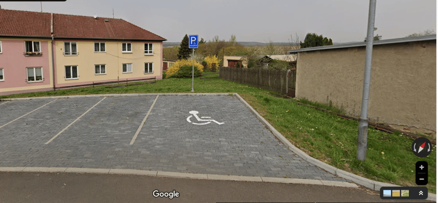 Parkoviště ul. Na Sídlišti, Královské Poříčí 
