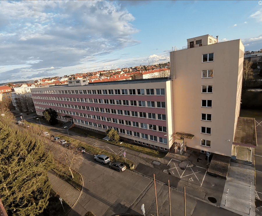 Parkoviště nám. Českých bratří, Plzeň 3
