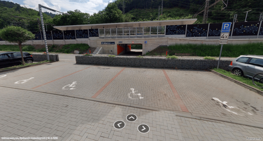 Parkoviště Nádražní ul., Adamov 
