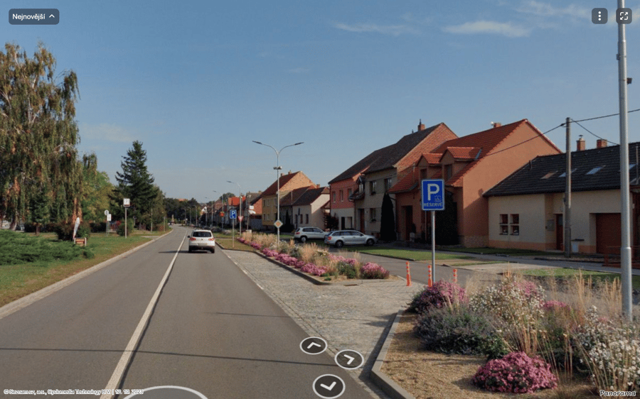 Parkoviště Hovorany