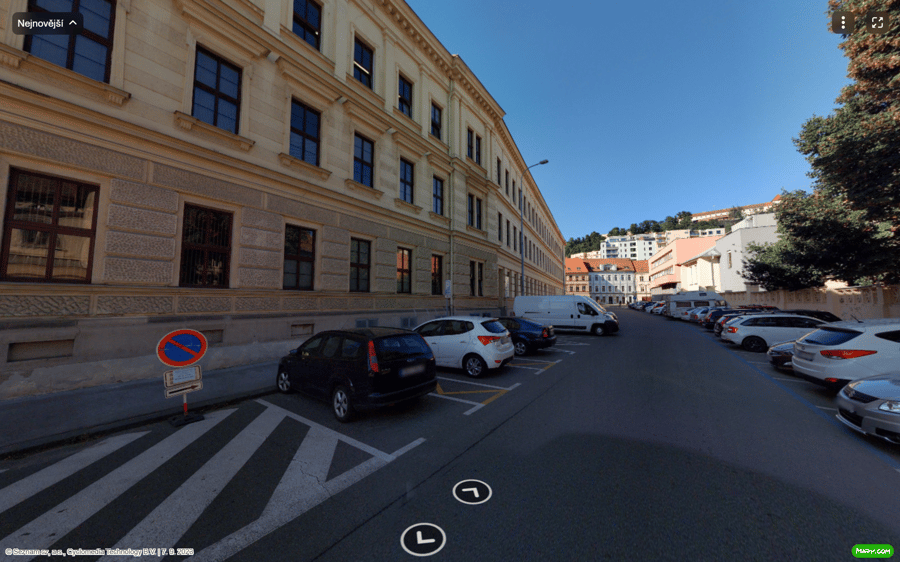 Parkoviště Mendlovo nám., Brno
