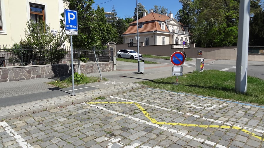 Parkoviště Hlinky, Brno