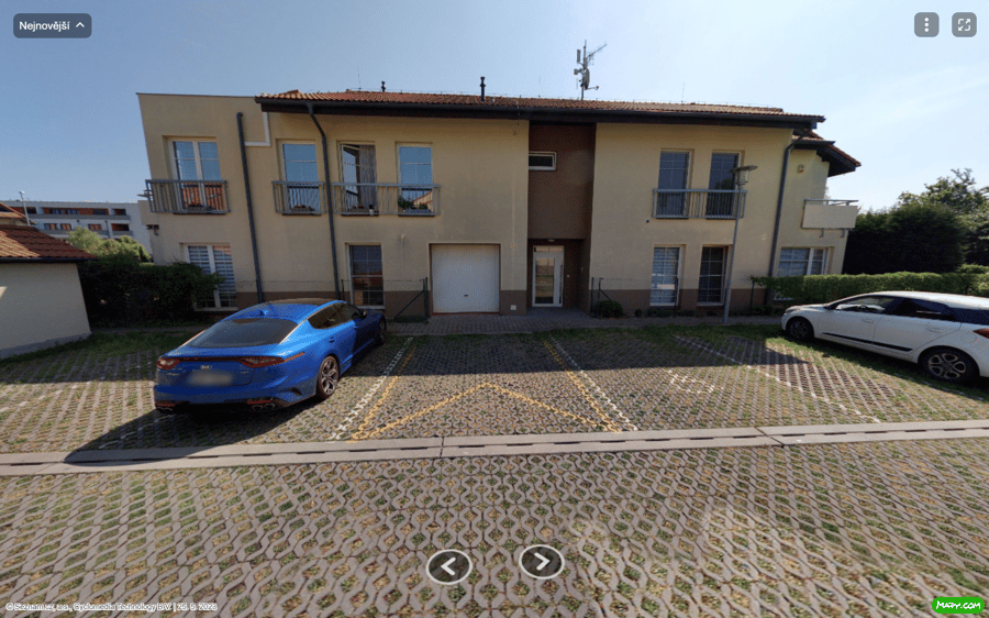 Parkoviště U Ctěnického Potoka, Přezletice