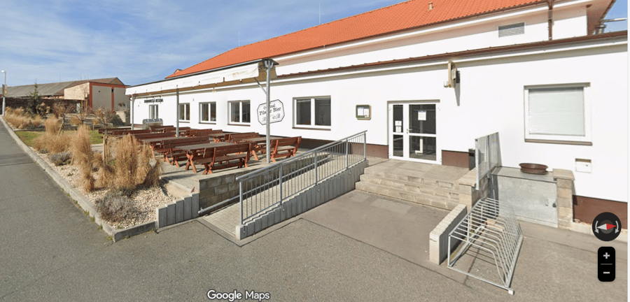 Parkoviště V Uličce, Radonice