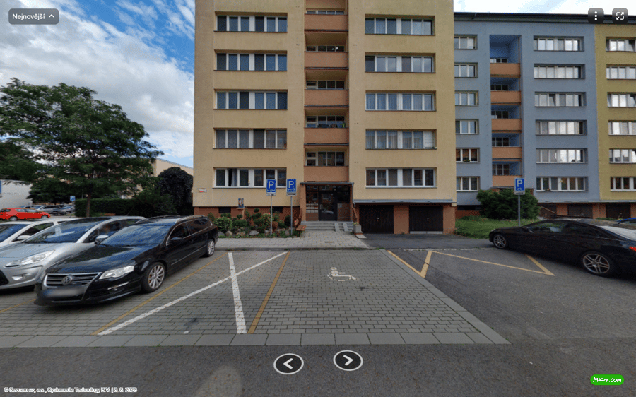 Parkoviště Holasická ul., Opava