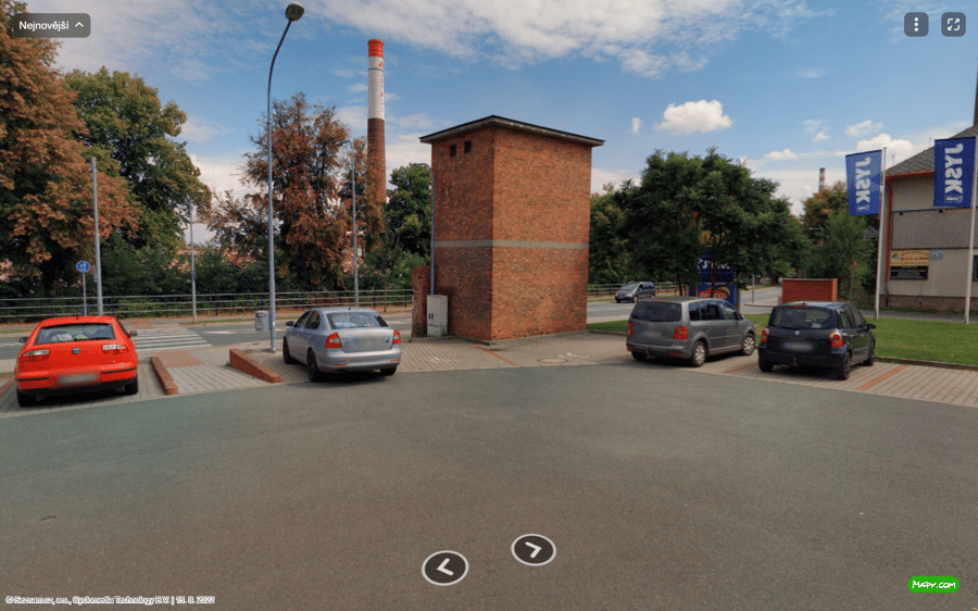 Parkoviště Benešovo náb., Dvůr Králové nad Labem