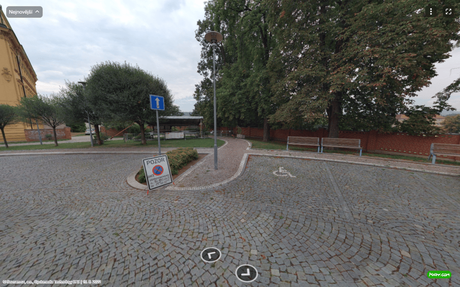 Parkoviště nám. V. Hanky, Dvůr Králové nad Labem