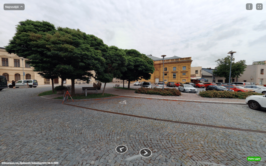Parkoviště nám. V. Hanky, Dvůr Králové nad Labem