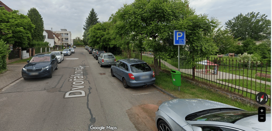 Parkoviště Dvořákova ul., Dvůr Králové nad Labem