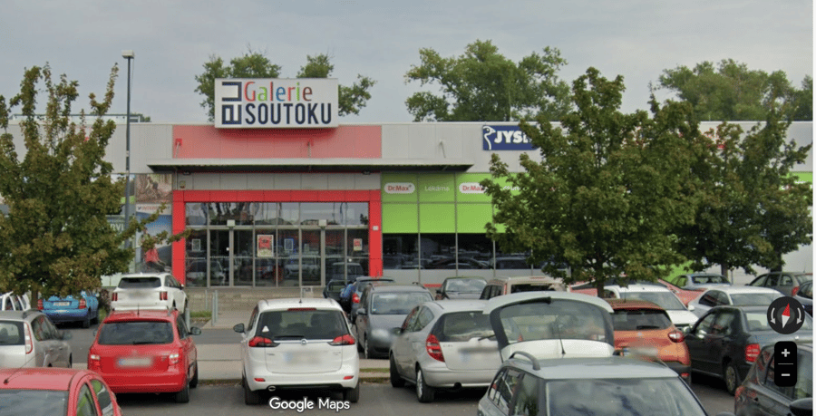 Gate Želetická ul., Litoměřice