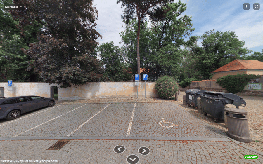 Parkoviště ul. Plantáž, Brandýs nad Labem