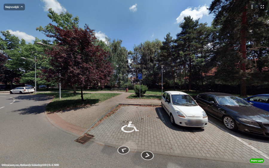 Parkoviště nám. 5. května, Čelákovice