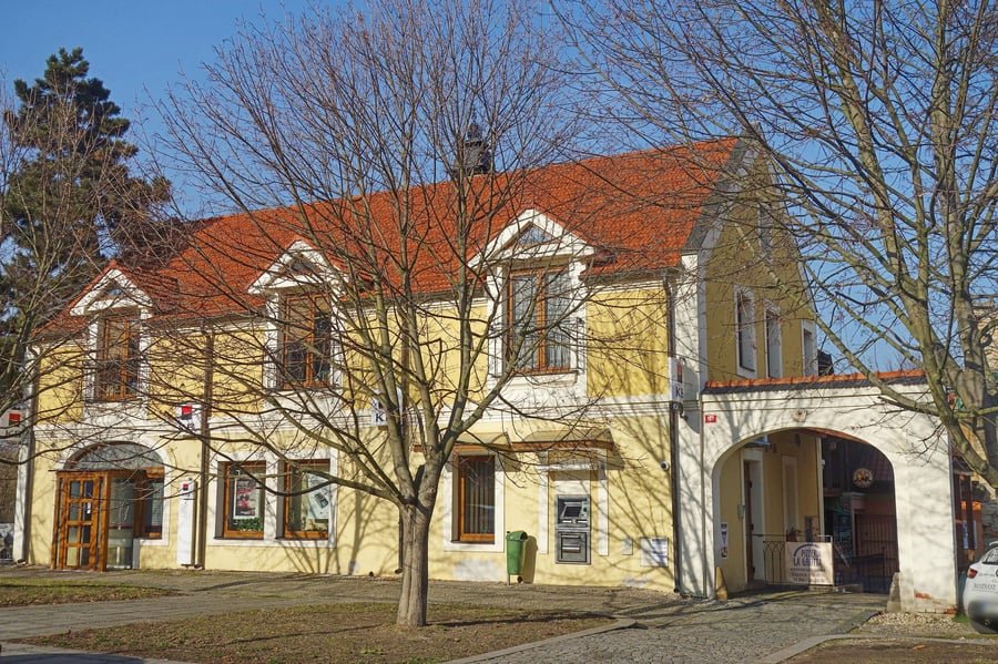 Bankomat KB ul. Na Stráni, Čelákovice