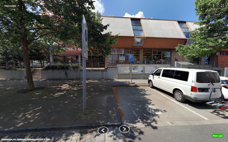 Parkoviště Rybářská ul., Čelákovice