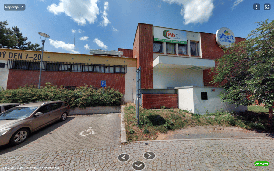 Parkoviště nám. 5. května, Čelákovice