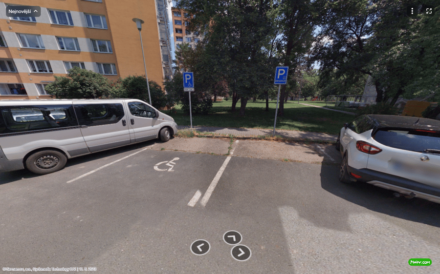 Parkoviště Spojovací ul., Čelákovice