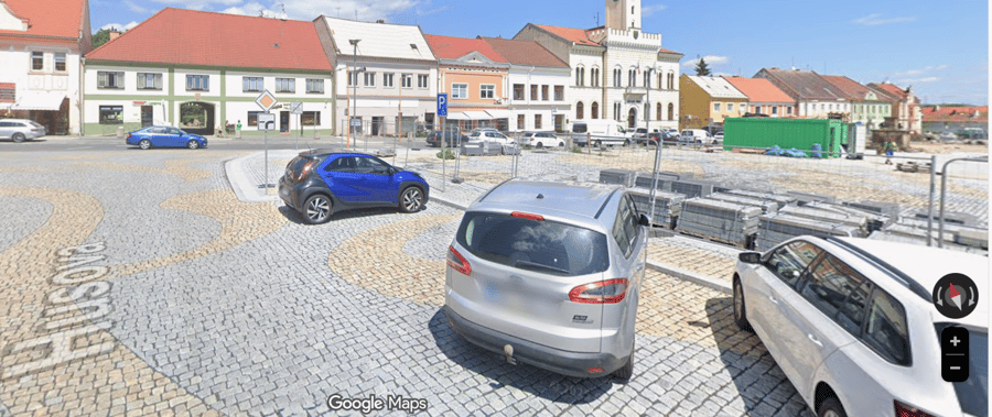 Parkoviště Mírové nám., Postoloprty