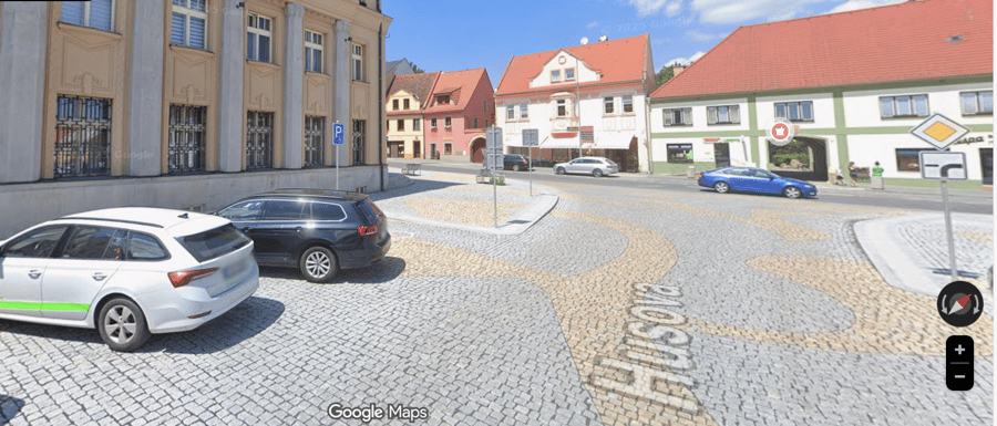 Parkoviště Mírové nám., Postoloprty