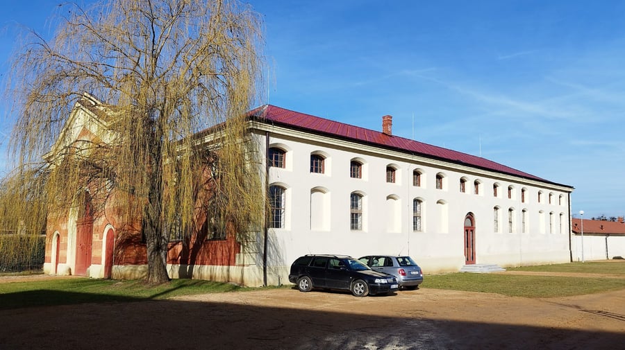 Výcvikové stáje Heřmanův Městec