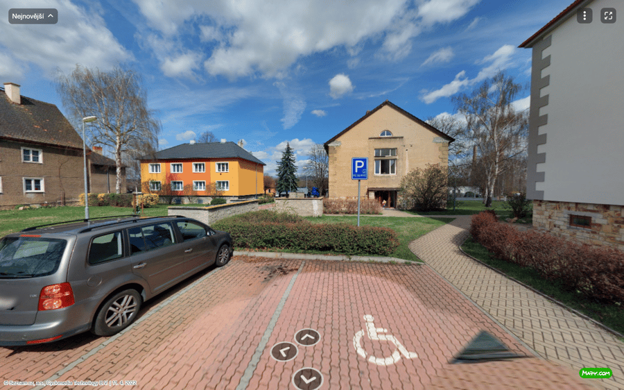 Parkoviště ul. U Nadjezdu, Lovosice