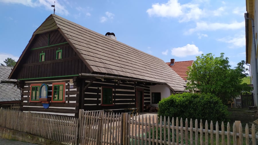 Roubená chalupa Železnice, Jičín